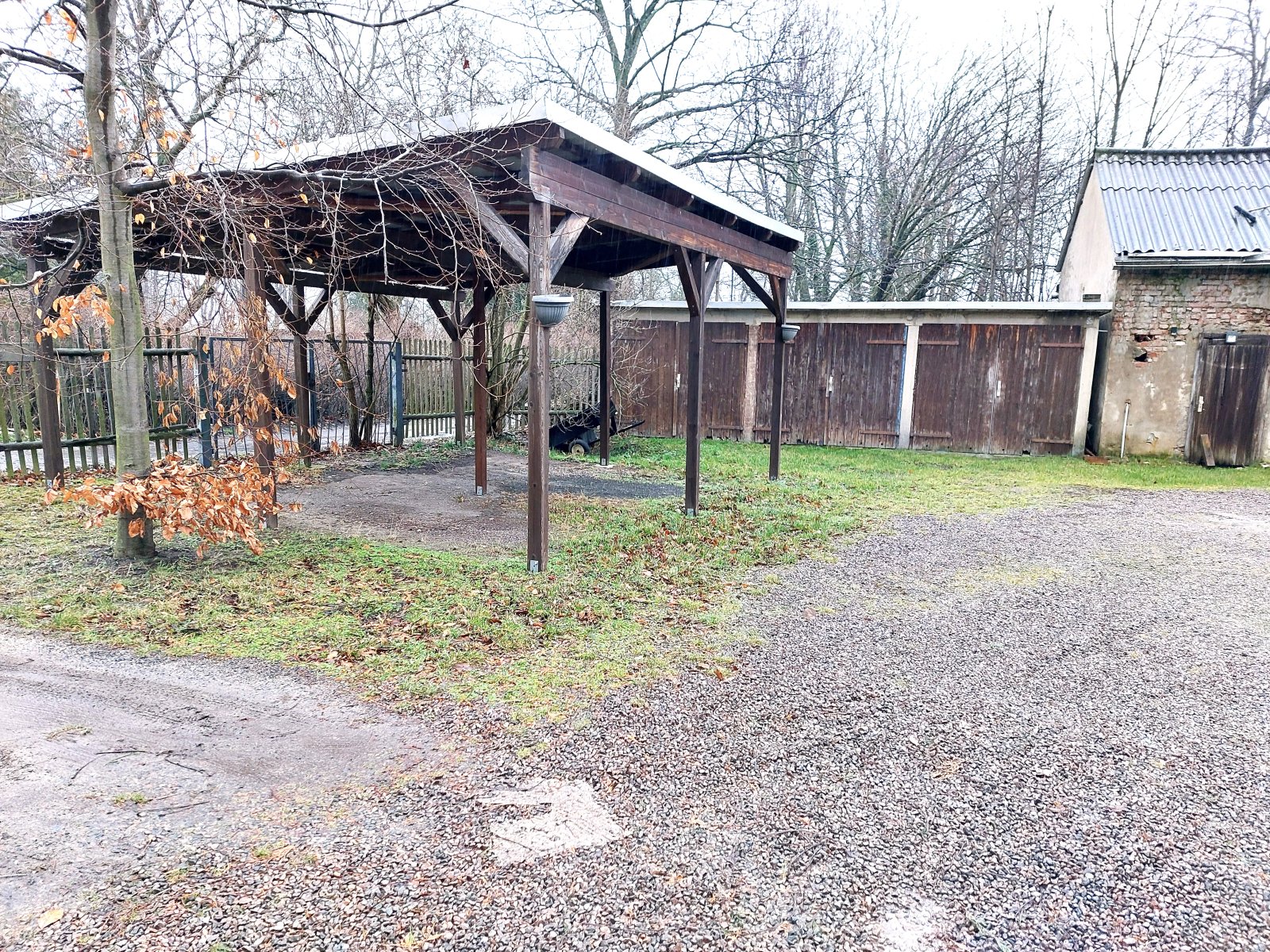 Garagen und Carport